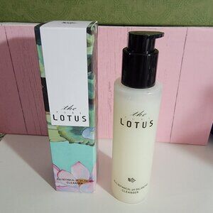 The Pure Lotus Jeju Botanical Cleanser Korean NEW in Box Exp 7-25